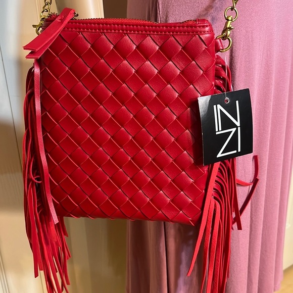 INZI Handbags - INZI Red Woven Crossbody Bag